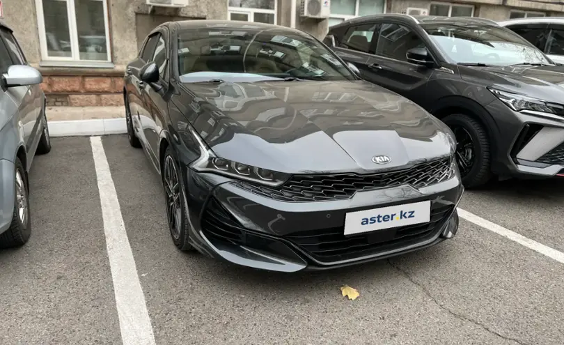 Kia K5 2020 года за 13 500 000 тг. в Алматы фото 1