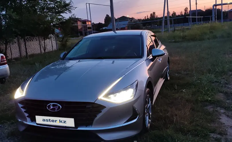 Hyundai Sonata 2020 года за 10 800 000 тг. в Астана фото 2