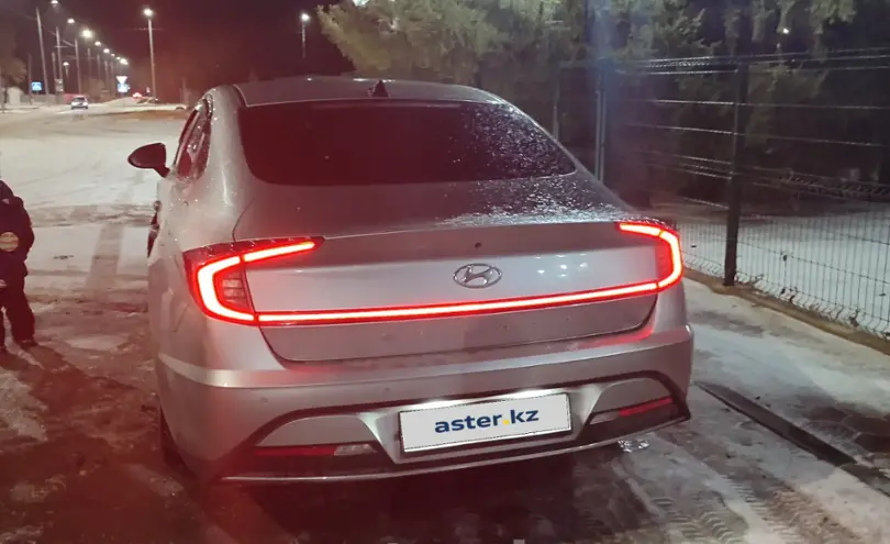 Hyundai Sonata 2020 года за 10 800 000 тг. в Астана фото 3