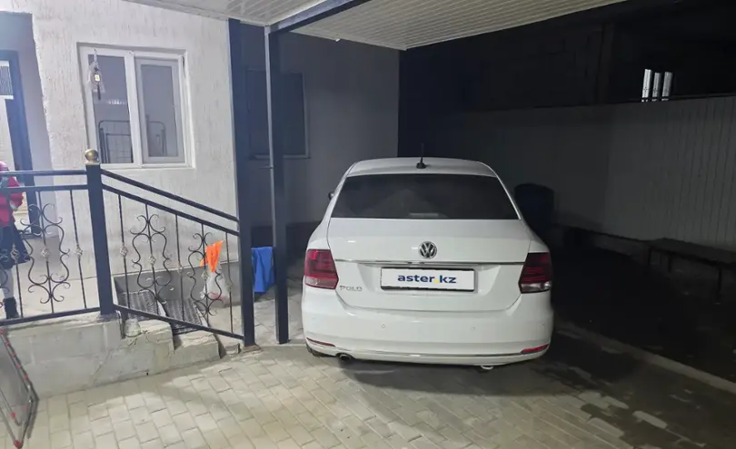 Volkswagen Polo 2017 года за 6 500 000 тг. в Алматы фото 3