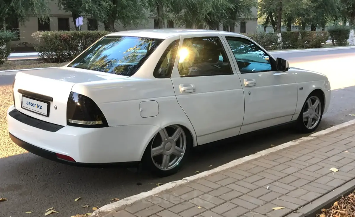 LADA (VAZ) Priora 2014