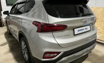 Hyundai Santa Fe 2019 года за 13 200 000 тг. в Усть-Каменогорск фото 3