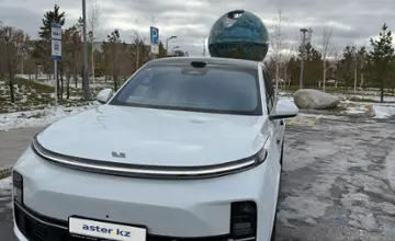 LiXiang L9 2025 года за 39 500 000 тг. в Астана фото 3