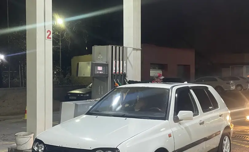 Volkswagen Golf 1992 года за 850 000 тг. в Алматы