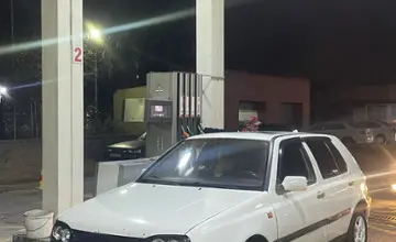 Volkswagen Golf 1992 года за 850 000 тг. в Алматы фото 1