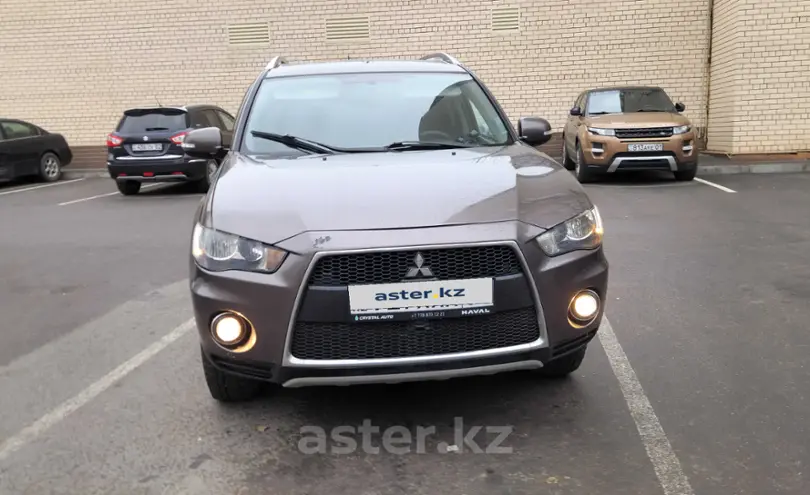 Mitsubishi Outlander 2010 года за 5 200 000 тг. в Астана