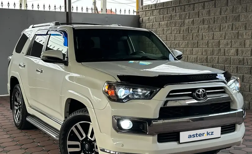Toyota 4Runner 2019 года за 27 500 000 тг. в Алматы