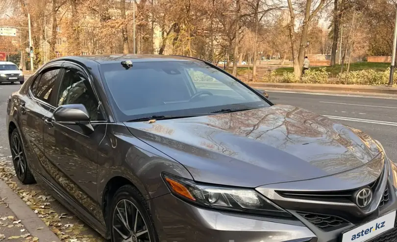 Toyota Camry 2021 года за 12 000 000 тг. в Алматы фото 4
