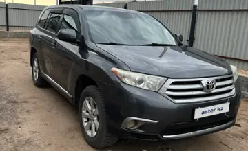 Toyota Highlander 2013 года за 12 000 000 тг. в Караганда фото 4
