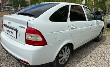 LADA (ВАЗ) Priora 2014 года за 2 700 000 тг. в Актобе фото 4