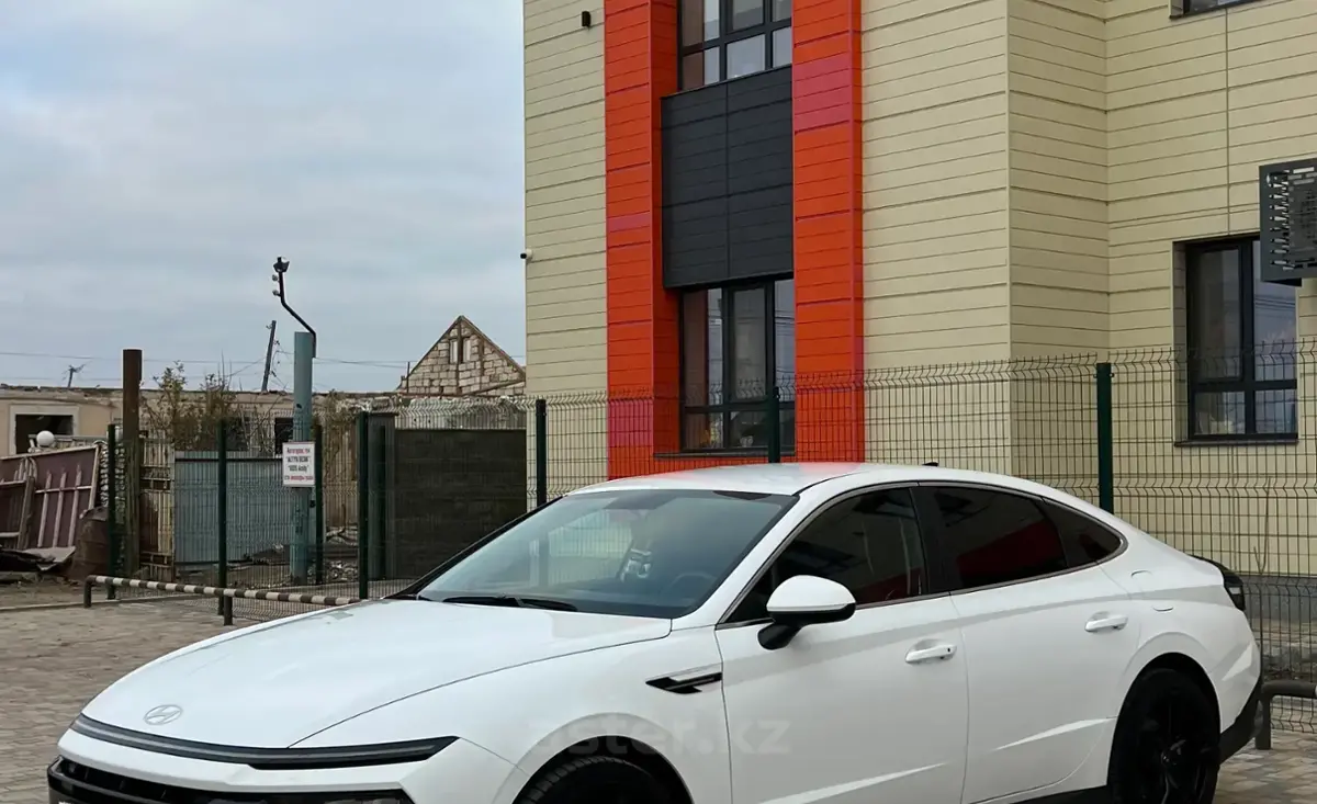 Hyundai Sonata 2024 года за 13 800 000 тг. в Атырау фото 1