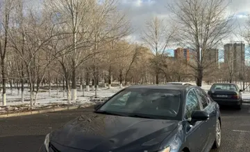Toyota Camry 2018 года за 11 000 000 тг. в Астана фото 1
