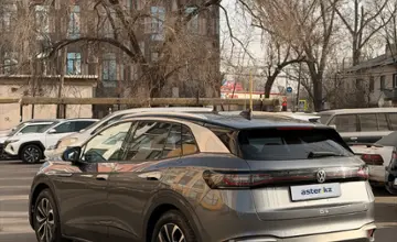 Volkswagen ID.4 2021 года за 15 000 000 тг. в Алматы