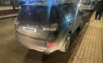 Mitsubishi Outlander 2007 года за 7 000 000 тг. в Астана