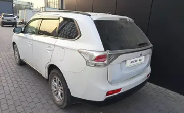 Mitsubishi Outlander 2013 года за 7 000 000 тг. в Алматы фото 4