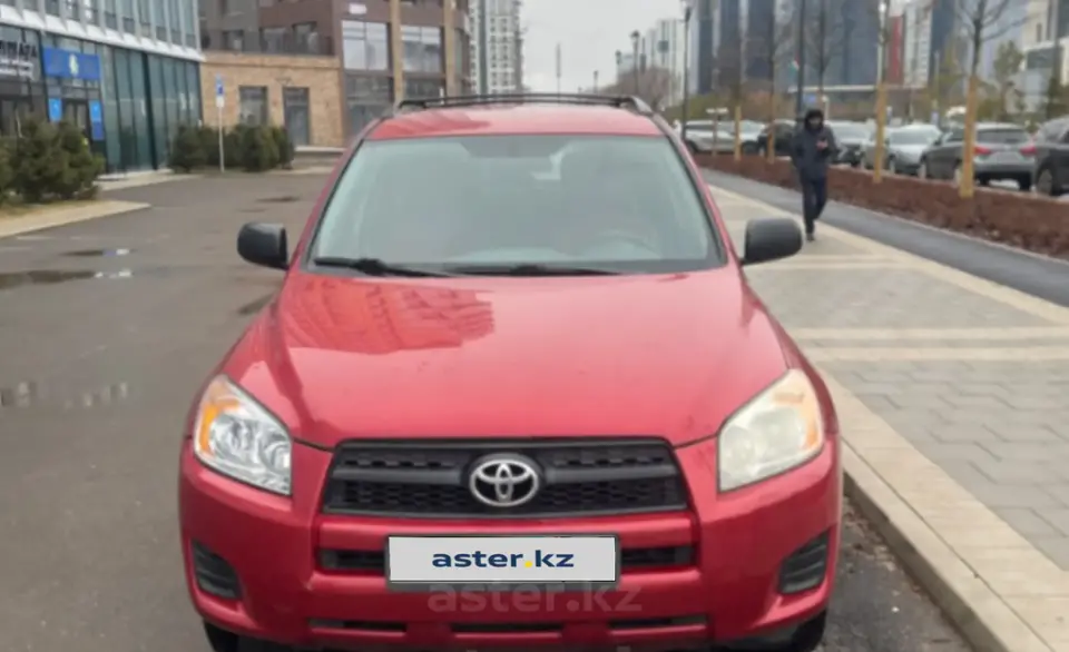 Toyota RAV4 2012 года за 8 500 000 тг. в Астана фото 2