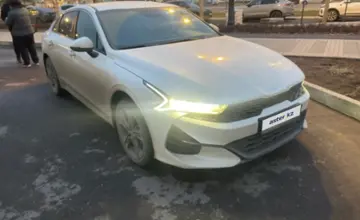 Kia K5 2022 года за 10 500 000 тг. в Астана фото 3