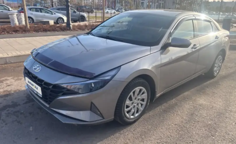 Hyundai Elantra 2023 года за 9 500 000 тг. в Астана