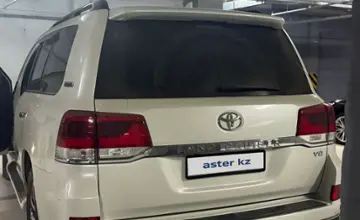 Toyota Land Cruiser 2019 года за 38 000 000 тг. в Алматы фото 3