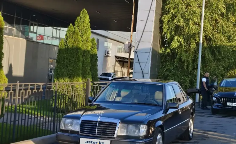 Mercedes-Benz E-Класс 1992 года за 4 500 000 тг. в Алматы
