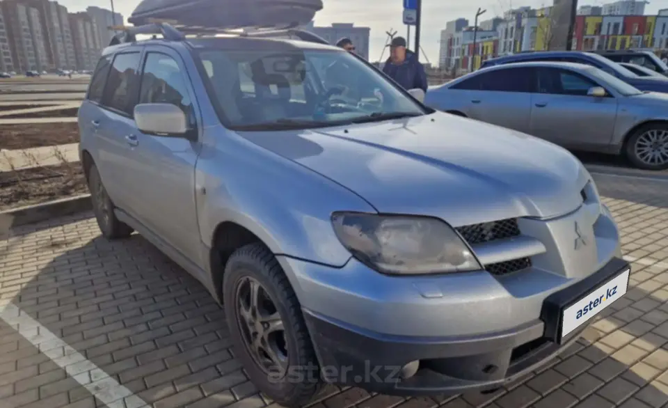 Mitsubishi Outlander 2003 года за 5 000 000 тг. в Астана фото 3