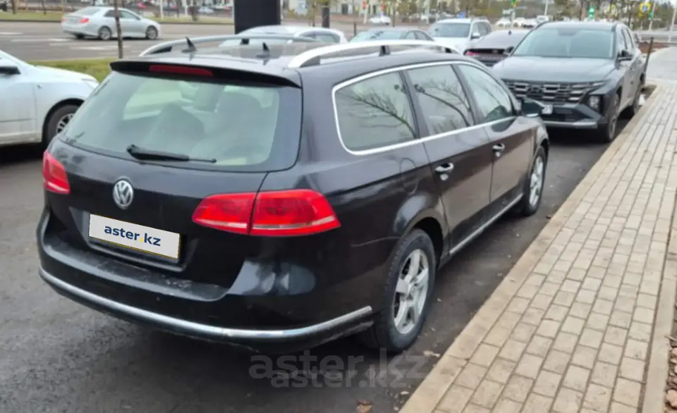 Volkswagen Passat 2011 года за 5 000 000 тг. в Астана