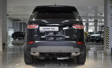 Land Rover Discovery 2017 года за 27 000 000 тг. в Алматы