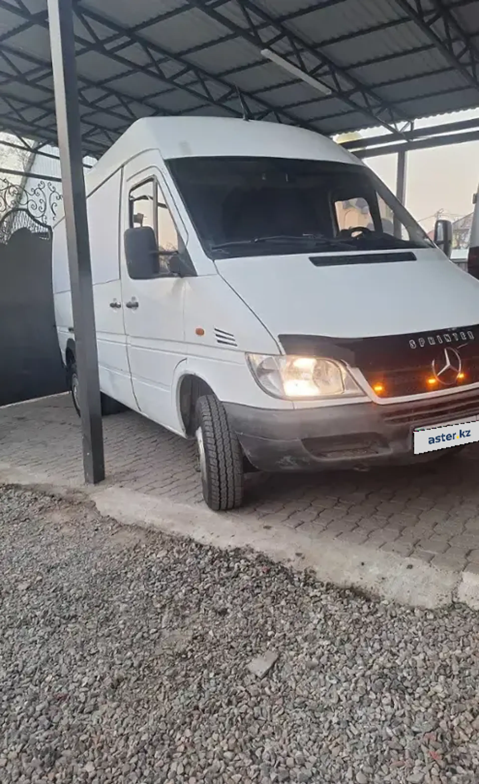Mercedes-Benz Sprinter 2000 года за 6 400 000 тг. в Алматы фото 3
