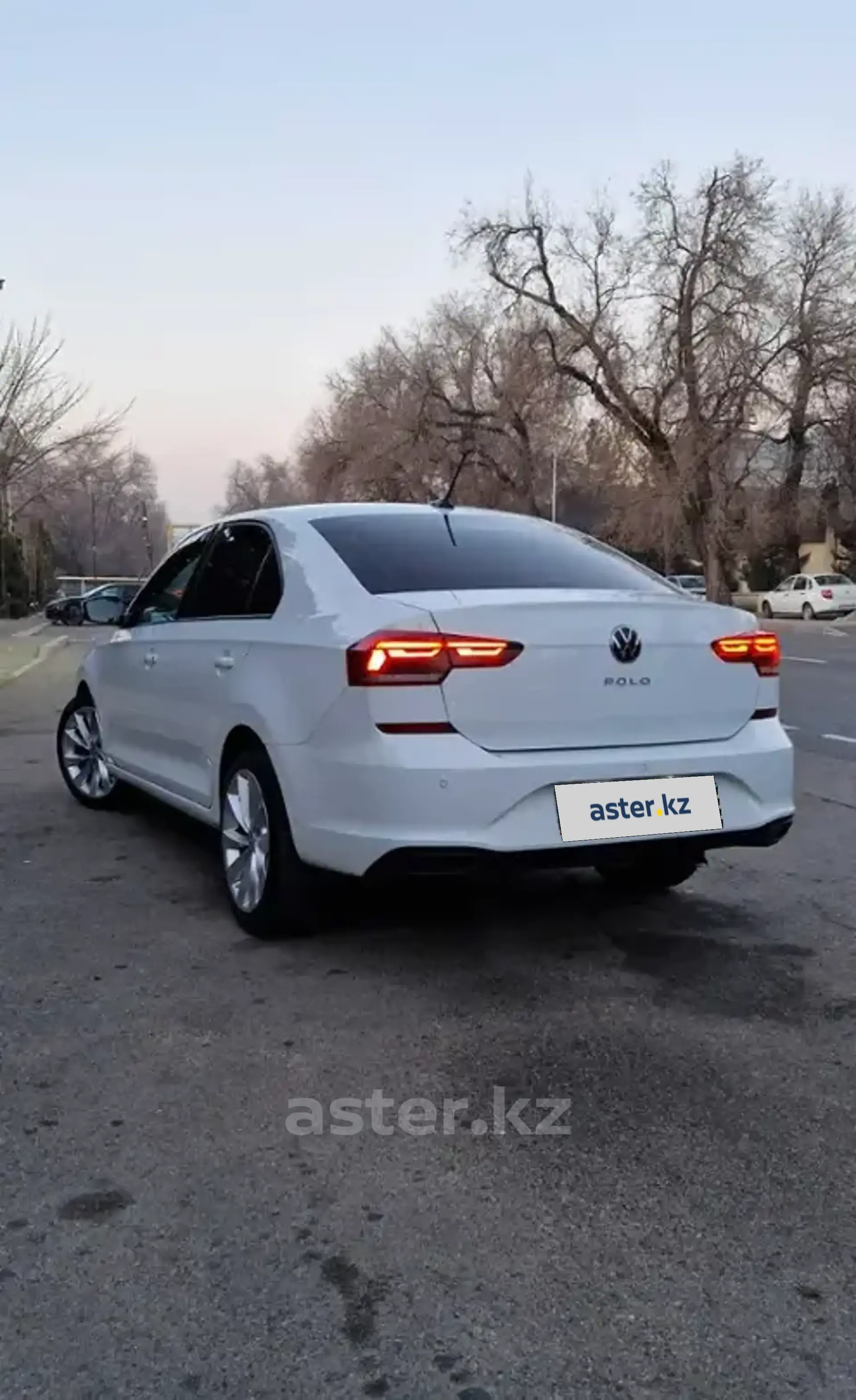 Volkswagen Polo 2021 года за 7 000 000 тг. в Алматы фото 3