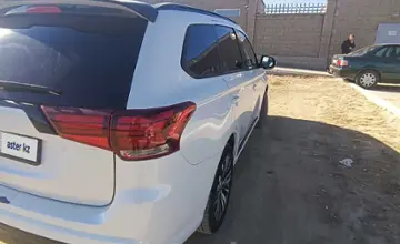 Mitsubishi Outlander 2022 года за 10 300 000 тг. в Караганда