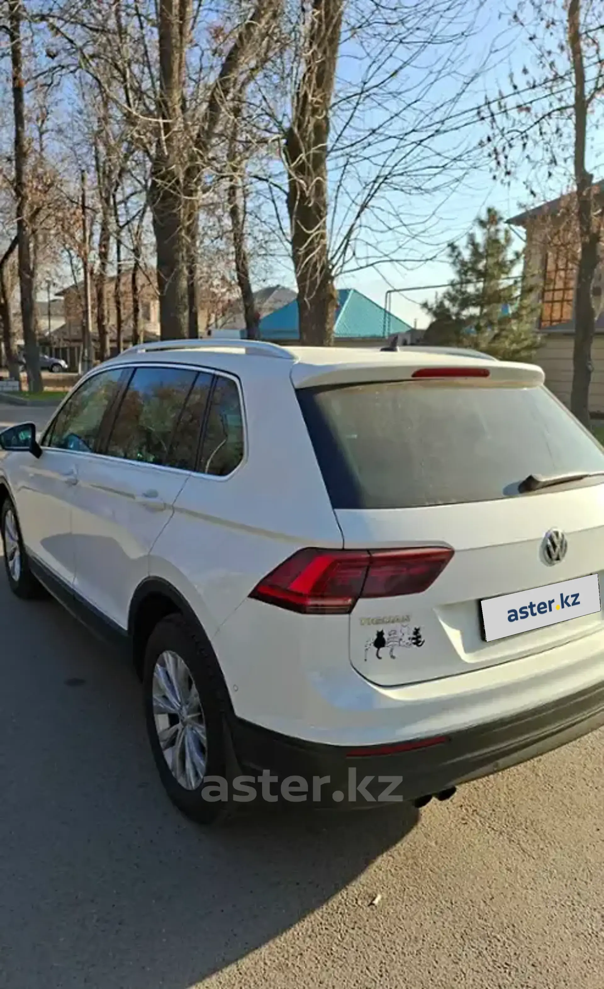 Volkswagen Tiguan 2017 года за 10 500 000 тг. в Алматы