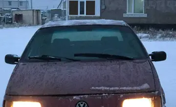 Volkswagen Passat 1990 года за 500 000 тг. в Астана фото 1