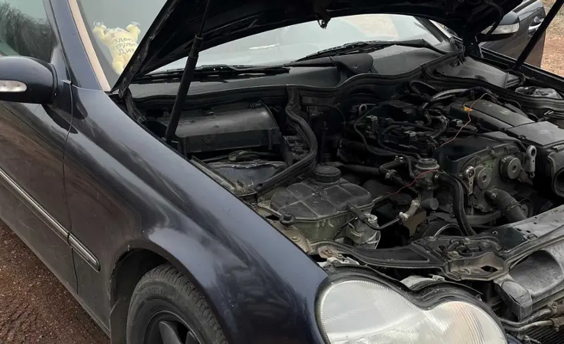 Mercedes-Benz C-Класс 2002 года за 2 400 000 тг. в Карагандинская область фото 2