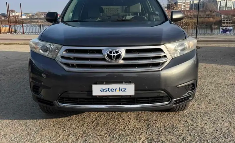Toyota Highlander 2012 года за 8 400 000 тг. в Атырауская область фото 2