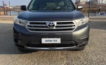 Toyota Highlander 2012 года за 8 500 000 тг. в Атырауская область фото 2