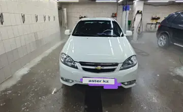 Daewoo Gentra 2014 года за 3 800 000 тг. в Астана фото 2