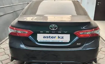 Toyota Camry 2020 года за 13 000 000 тг. в Алматы фото 2