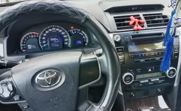 Toyota Camry 2014 года за 8 500 000 тг. в Актобе фото 4