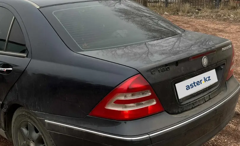 Mercedes-Benz C-Класс 2002 года за 2 400 000 тг. в Карагандинская область фото 3