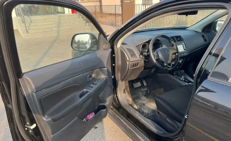 Mitsubishi ASX 2023 года за 11 500 000 тг. в Алматы