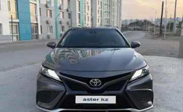 Toyota Camry 2021 года за 17 700 000 тг. в Алматы фото 2