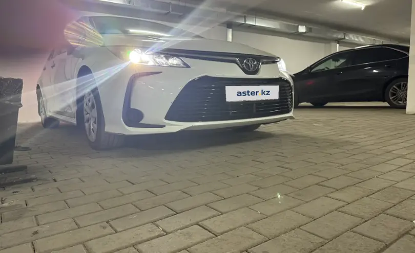 Toyota Corolla 2021 года за 10 500 000 тг. в Астана