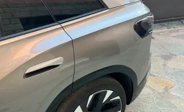 Volkswagen ID.6 2021 года за 14 000 000 тг. в Алматы фото 3