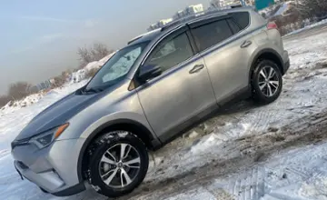 Toyota RAV4 2015 года за 10 000 000 тг. в Алматы фото 2