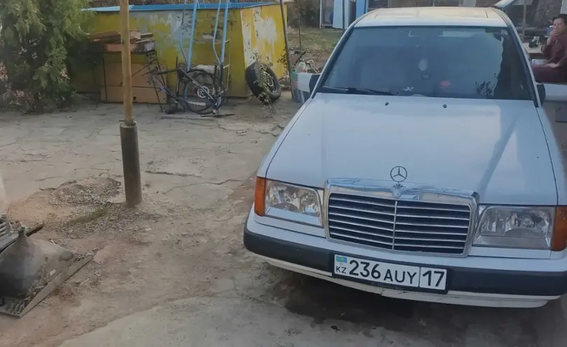 Mercedes-Benz E-Класс 1993 года за тг. в Шымкент