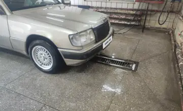 Mercedes-Benz W124 1990 года за 2 200 000 тг. в Восточно-Казахстанская область фото 2