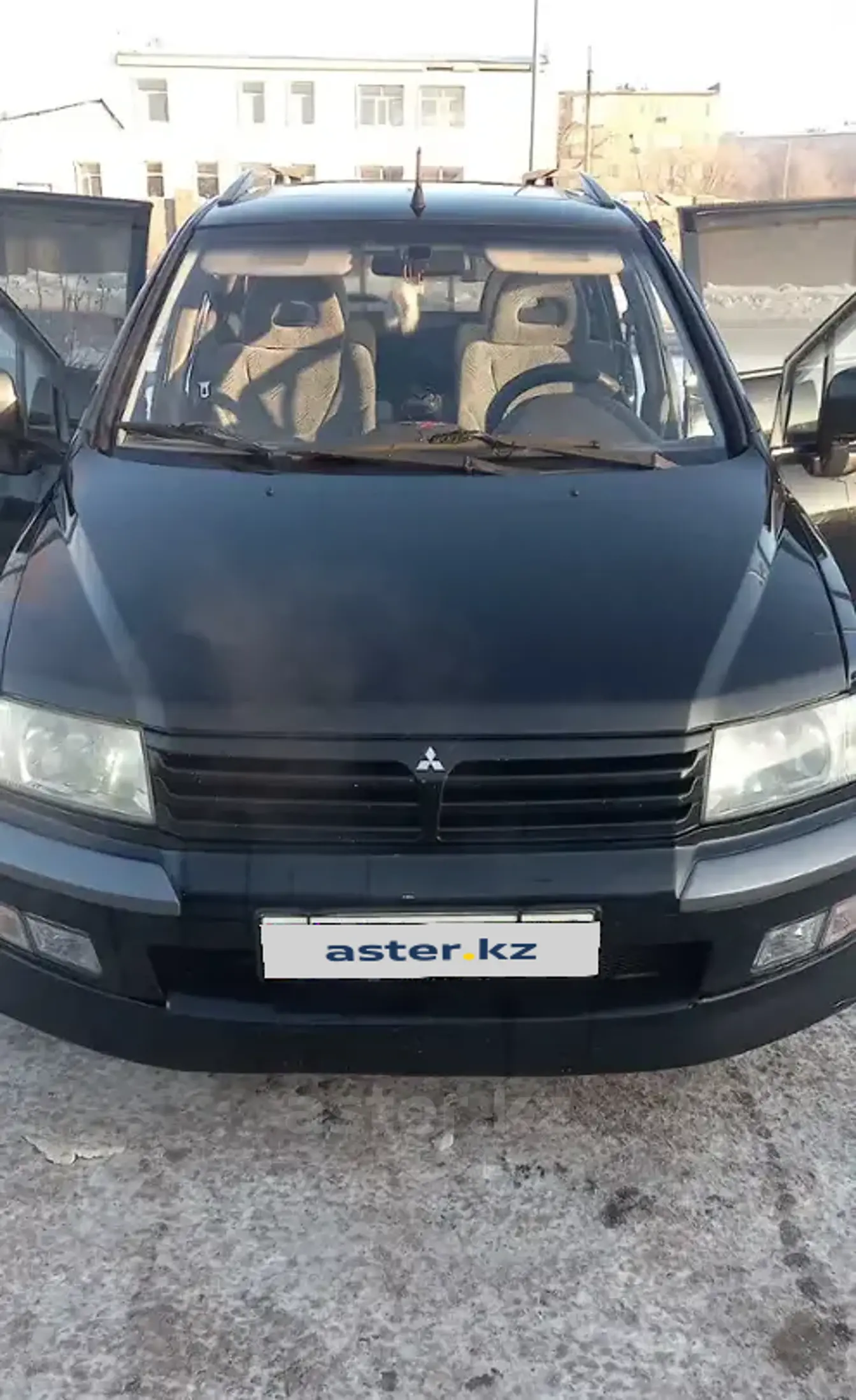 Mitsubishi Space Wagon 1999 года за 3 500 000 тг. в Караганда фото 3
