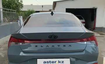 Hyundai Elantra 2021 года за 9 200 000 тг. в Шымкент