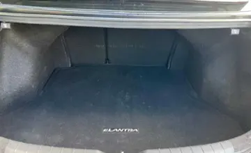 Hyundai Elantra 2019 года за 8 200 000 тг. в Шымкент