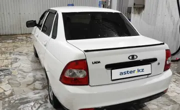 LADA (ВАЗ) Priora 2012 года за 1 500 000 тг. в Актау фото 2